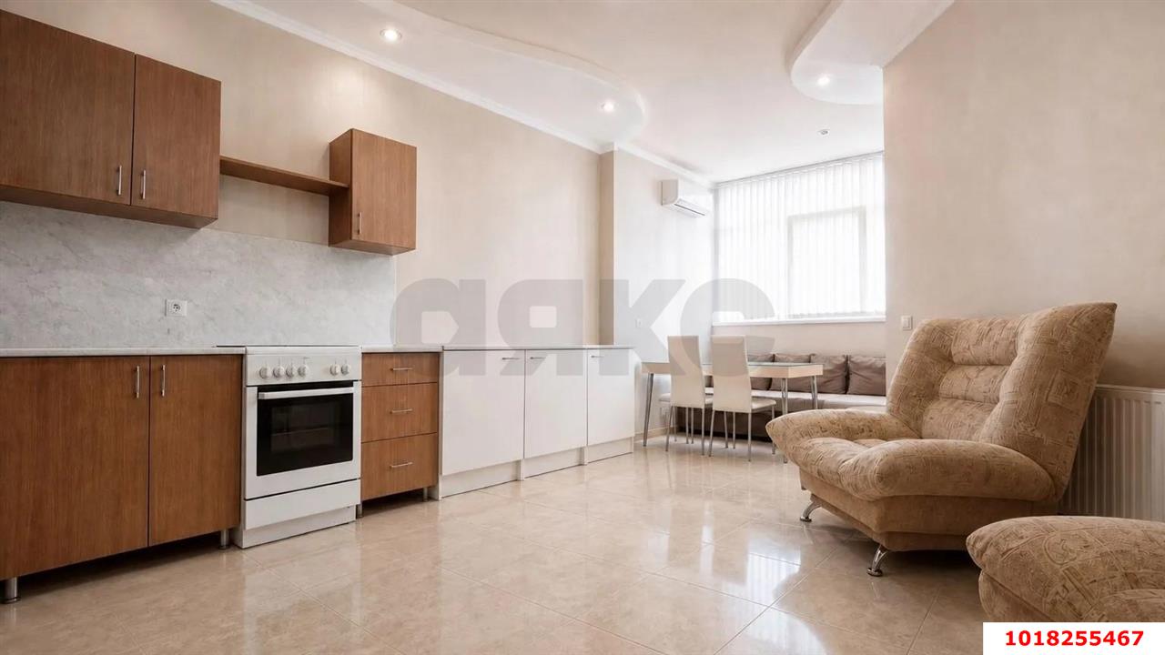 Фото №3: 2-комнатная квартира <span class="whitespace-nowrap">90 м²</span>, <span class="whitespace-nowrap">4/24 эт.</span> - Краснодар, Западный внутригородской округ, ЖК Новый Город, мкр. Юбилейный, б-р Клары Лучко, 14к2