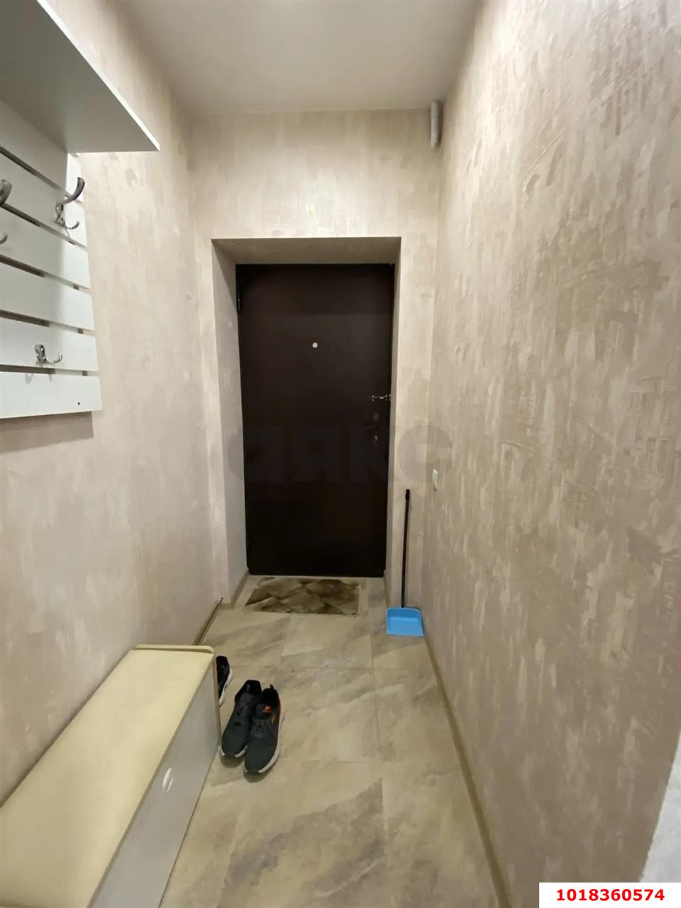 Фото №10: Студия <span class="whitespace-nowrap">30 м²</span>, <span class="whitespace-nowrap">1/2 эт.</span> - Краснодар, мкр. Западный внутригородской округ, ул. имени Дзержинского, 22