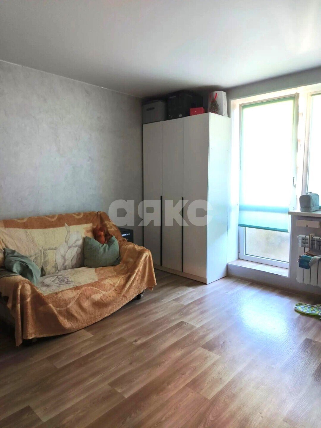 Фото №1: 1-комнатная квартира <span class="whitespace-nowrap">40 м²</span>, <span class="whitespace-nowrap">1/3 эт.</span> - Волгоград, Советский, Долина, мкр. ЖК Долина, ул. имени Гвардии Капитана Курсекова, 6