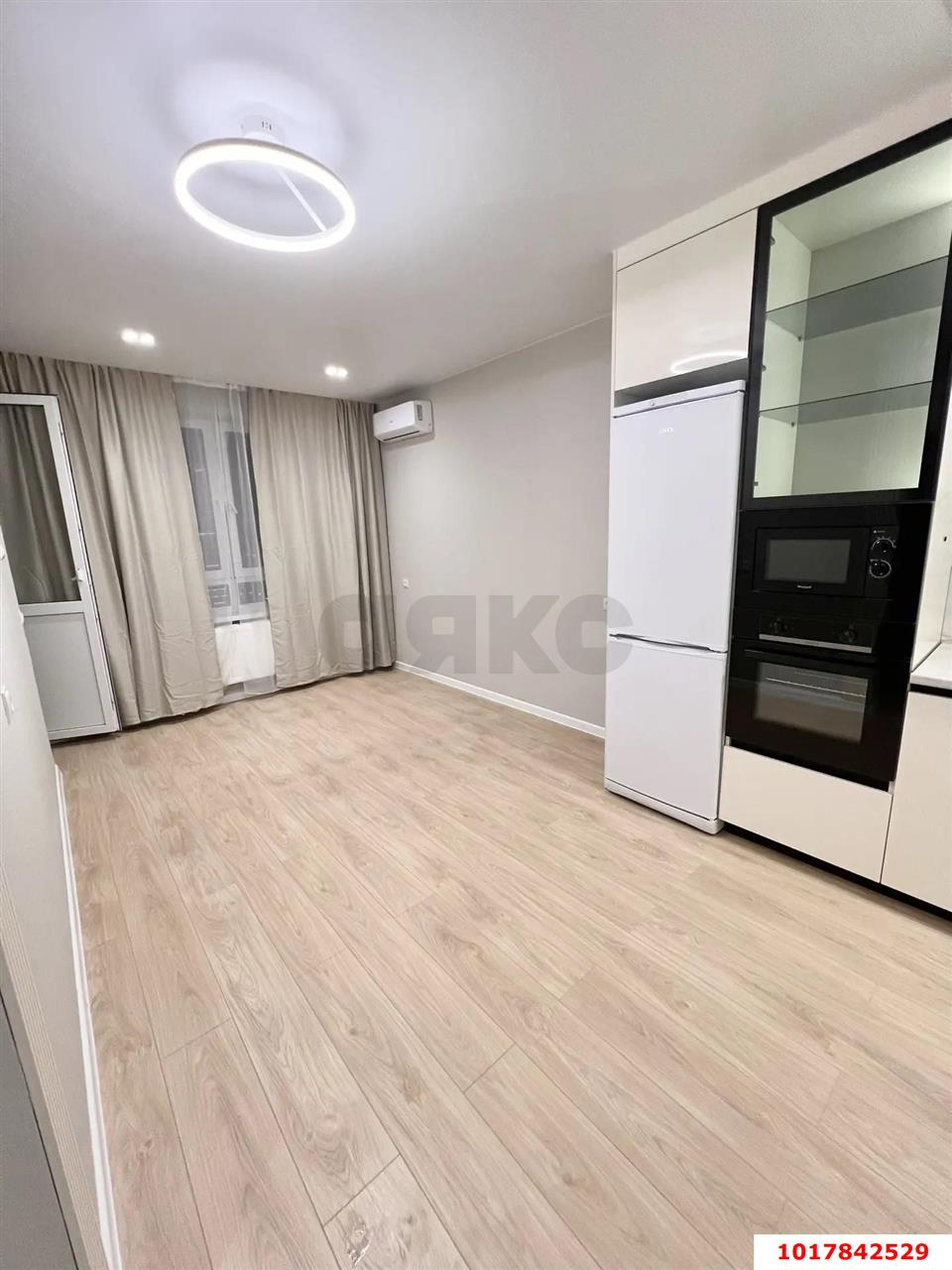 Фото №5: 1-комнатная квартира <span class="whitespace-nowrap">33 м²</span>, <span class="whitespace-nowrap">14/16 эт.</span> - Краснодар, Прикубанский внутригородской округ, мкр. жилой комплекс Самолёт-2, ул. Западный Обход, 57