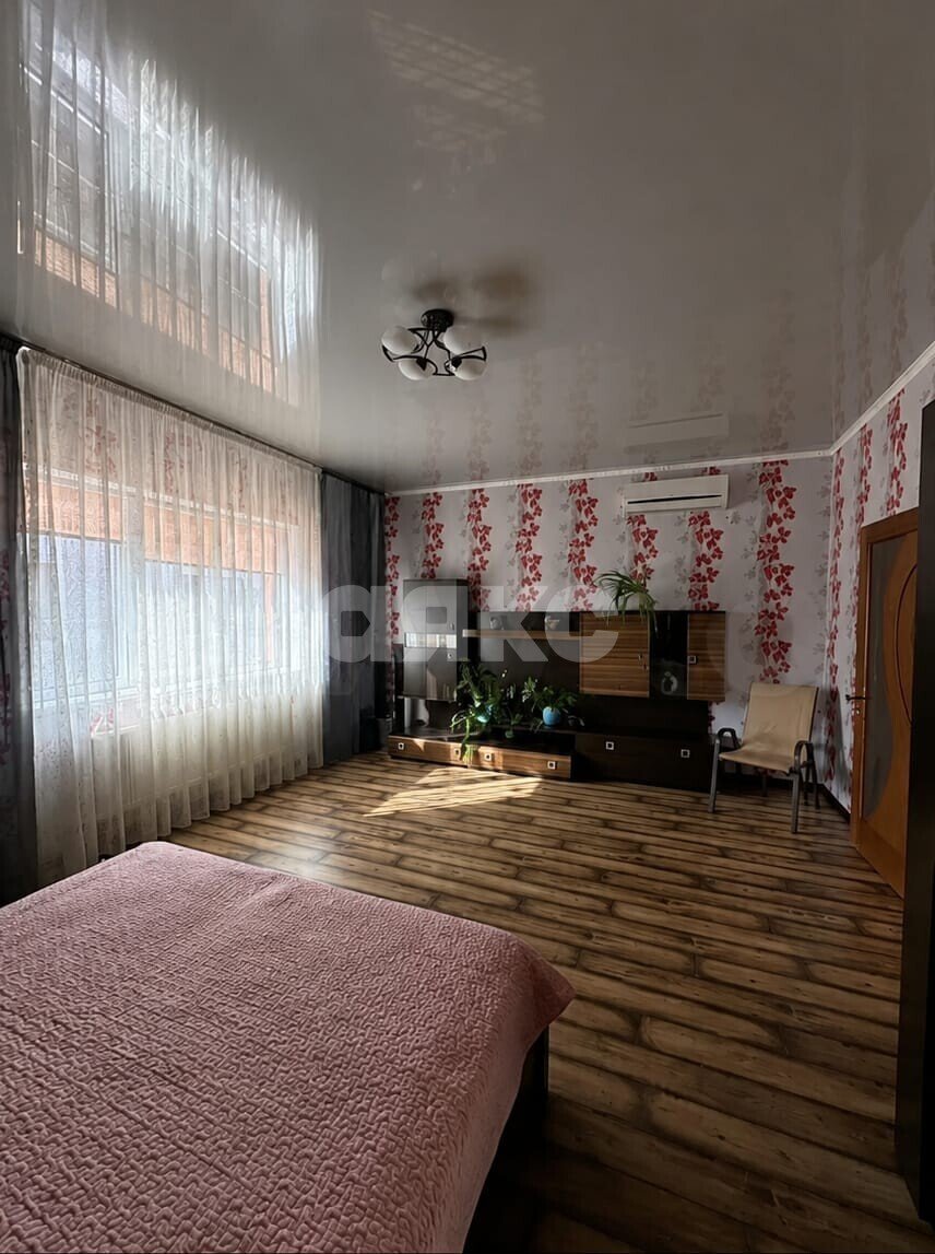 Фото №10: Дом <span class="whitespace-nowrap">119 м²</span> <span class="whitespace-nowrap">+ 3.5 сот.</span>, <span class="whitespace-nowrap">2 эт.</span> - Анапская, ул. Кавказская, 104