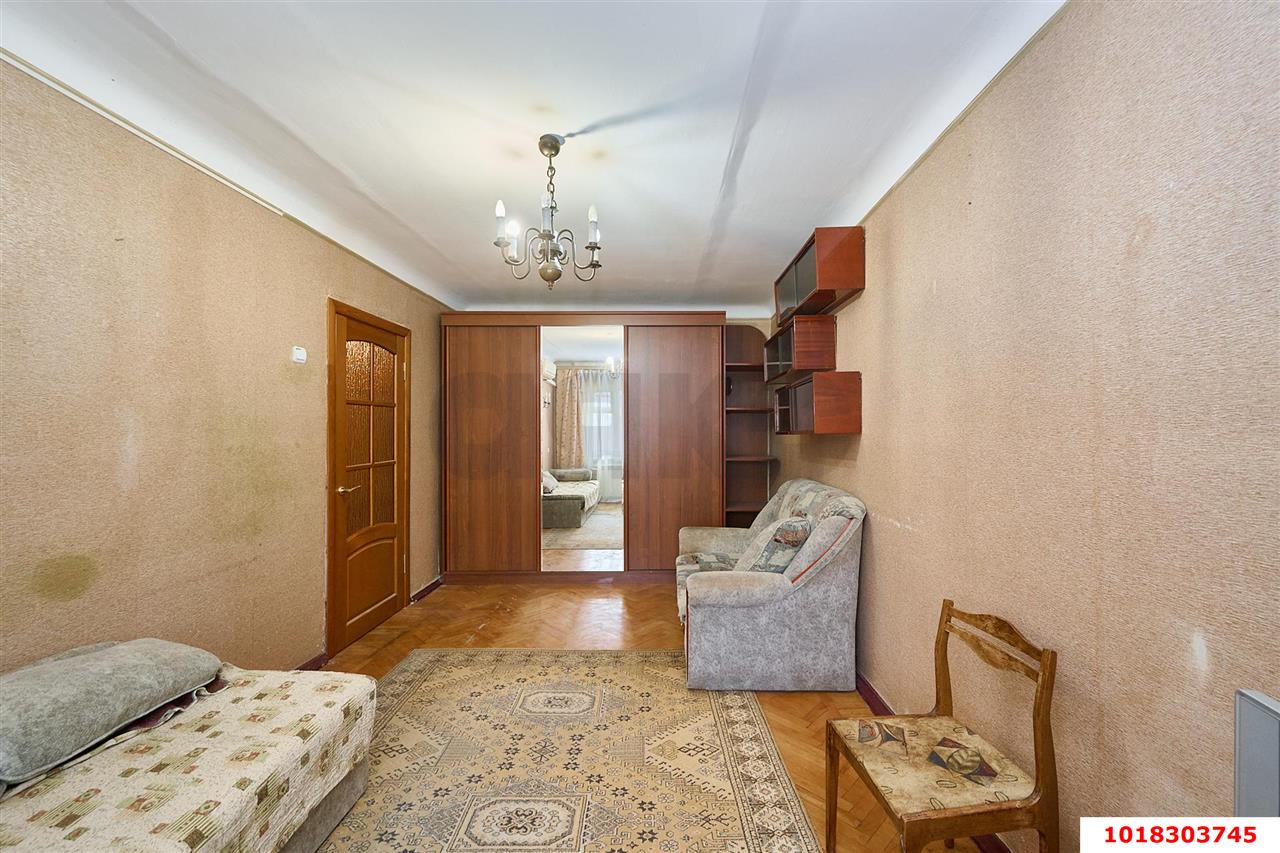 Фото №8: 1-комнатная квартира <span class="whitespace-nowrap">35 м²</span>, <span class="whitespace-nowrap">3/5 эт.</span> - Краснодар, Центральный внутригородской округ, мкр. Завод Измерительных Приборов, ул. Ростовское шоссе, 8