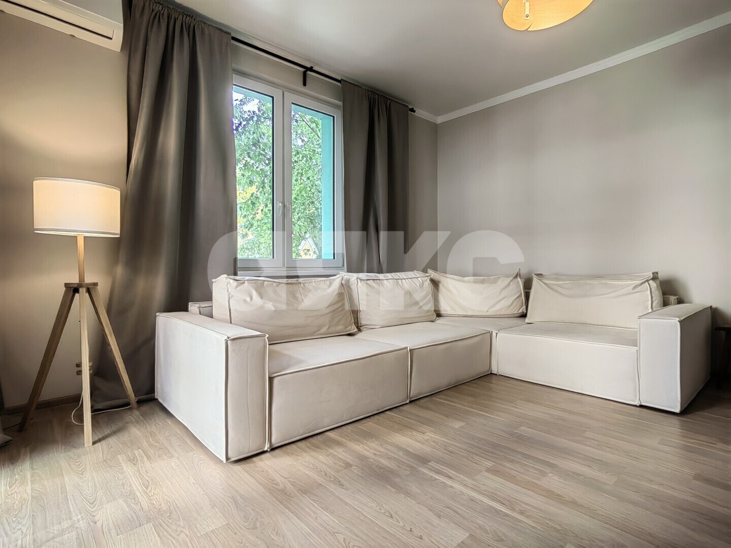 Фото №2: 2-комнатная квартира <span class="whitespace-nowrap">43 м²</span>, <span class="whitespace-nowrap">1/8 эт.</span> - Варваровка, мкр. ЖК Резиденция Анаполис, ул. Калинина, 150к4