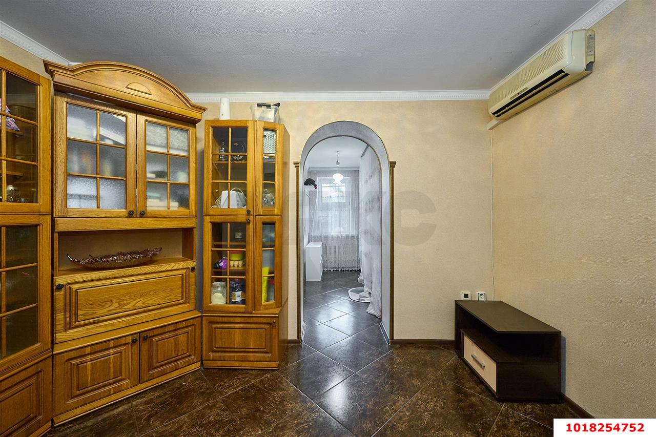 Фото №10: Дом <span class="whitespace-nowrap">82 м²</span> <span class="whitespace-nowrap">+ 8 сот.</span>, <span class="whitespace-nowrap">1 эт.</span> - Адыгейск, ул. Казанукайская, 1