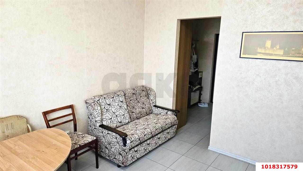 Фото №5: 1-комнатная квартира <span class="whitespace-nowrap">41 м²</span>, <span class="whitespace-nowrap">3/16 эт.</span> - Краснодар, Карасунский внутригородской округ, Гидростроителей, мкр. ЖК Феникс, ул. имени В.Н. Мачуги, 6/2к1