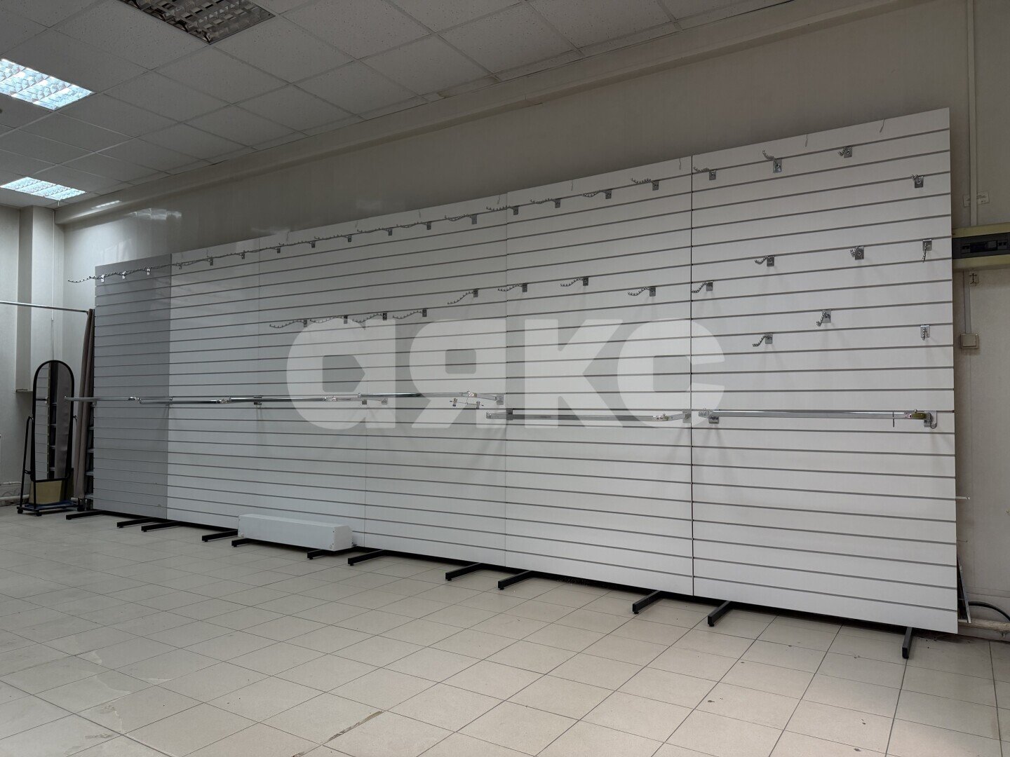 Фото №10: Коммерция <span class="whitespace-nowrap">48 м²</span>, <span class="whitespace-nowrap">-1/2 эт.</span> - Жуковский, мкр. 2-й, ул. Гагарина, 49А