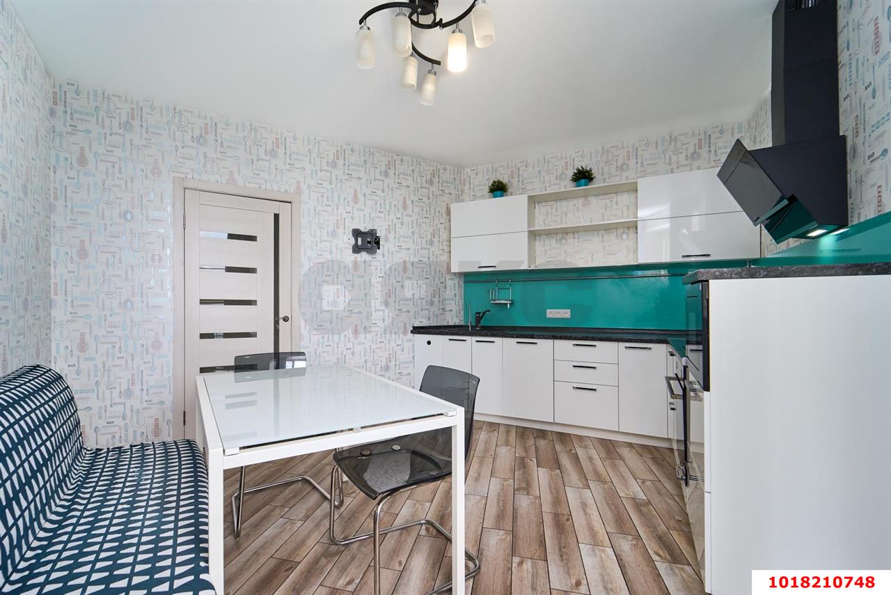 Фото №2: 1-комнатная квартира <span class="whitespace-nowrap">56 м²</span>, <span class="whitespace-nowrap">14/24 эт.</span> - Краснодар, Кожзавод, ЖК Европейский, мкр. Западный внутригородской округ, ул. Кожевенная, 24