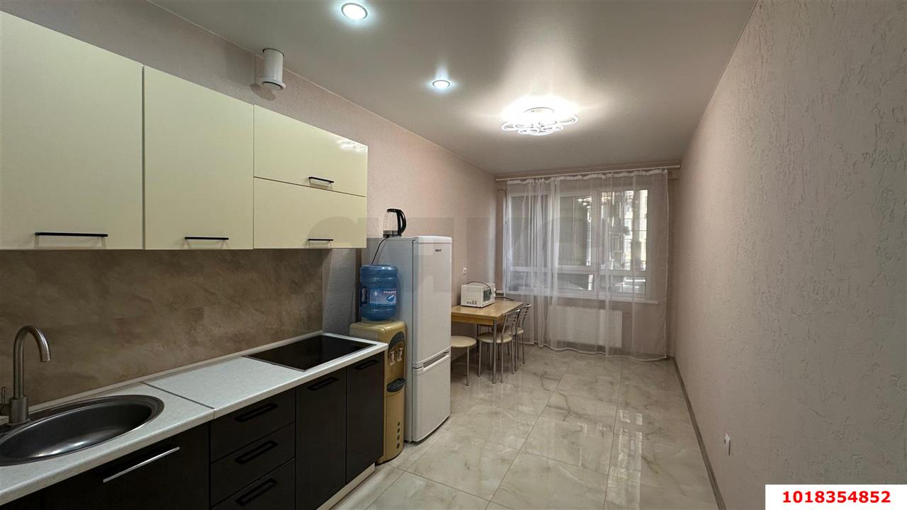 Фото №3: 3-комнатная квартира <span class="whitespace-nowrap">86 м²</span>, <span class="whitespace-nowrap">1/16 эт.</span> - Краснодар, Прикубанский внутригородской округ, мкр. 9-й километр, ул. Ярославская, 113к1