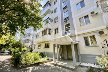 Фото №1: 2-комнатная квартира <span class="whitespace-nowrap">44 м²</span>, <span class="whitespace-nowrap">5/5 эт.</span> - Анапа, ул. Ленина, 68А