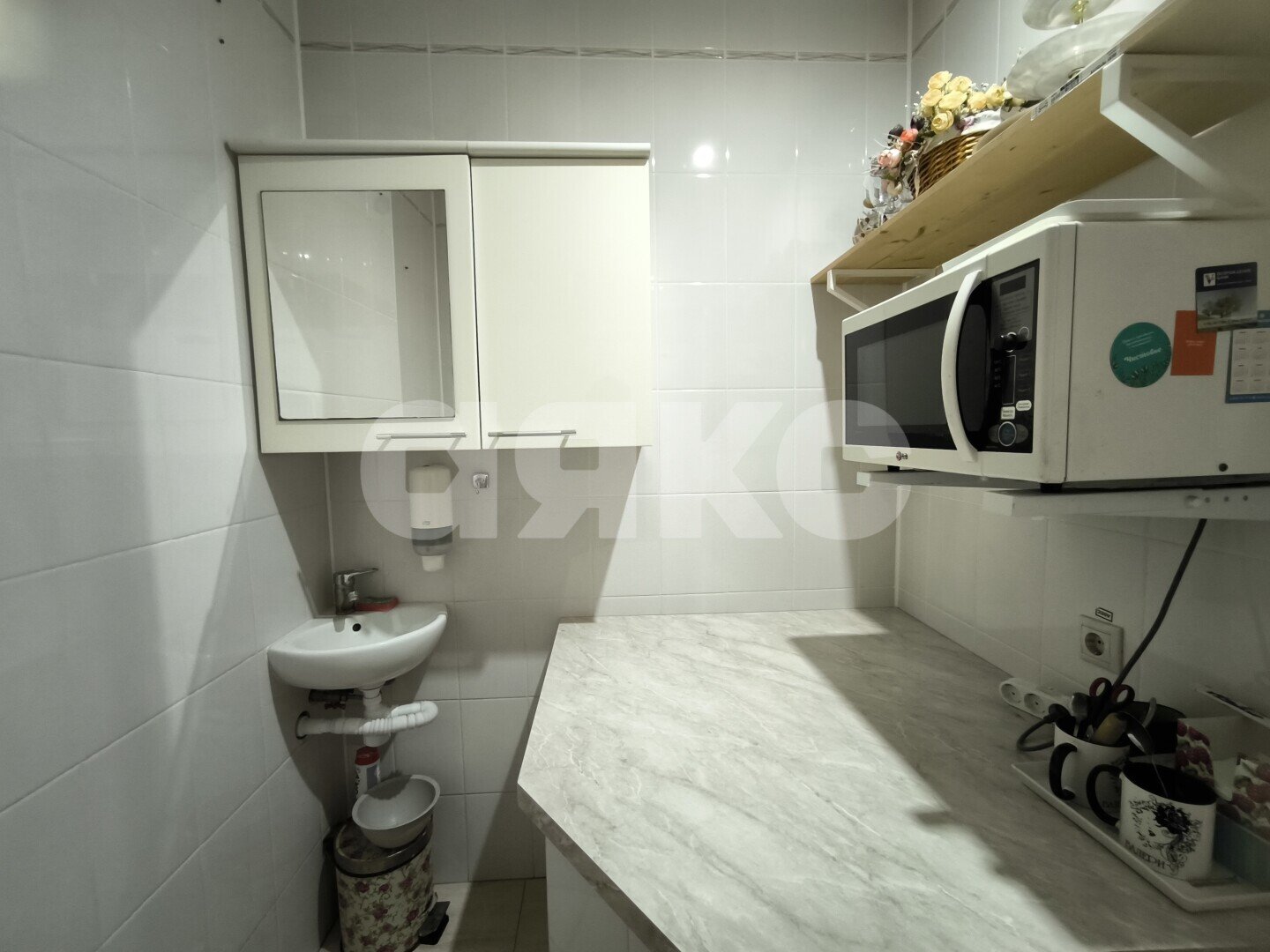 Фото №26: Коммерция <span class="whitespace-nowrap">61 м²</span>, <span class="whitespace-nowrap">1/9 эт.</span> - Горячий Ключ, мкр. Администрация, ул. Объездная, 2В