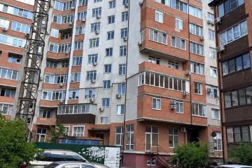 Фото №1: 3-комнатная квартира <span class="whitespace-nowrap">92 м²</span>, <span class="whitespace-nowrap">9/10 эт.</span> - Краснодар, мкр. Музыкальный, ул. Агрохимическая, 136/1