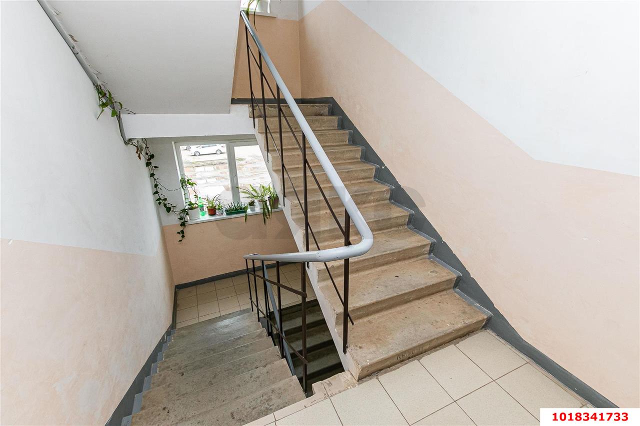 Фото №9: 2-комнатная квартира <span class="whitespace-nowrap">52 м²</span>, <span class="whitespace-nowrap">2/4 эт.</span> - Краснодар, Прикубанский внутригородской округ, Калинино, мкр. Завод Радиоизмерительных Приборов, ул. Алуштинская, 13