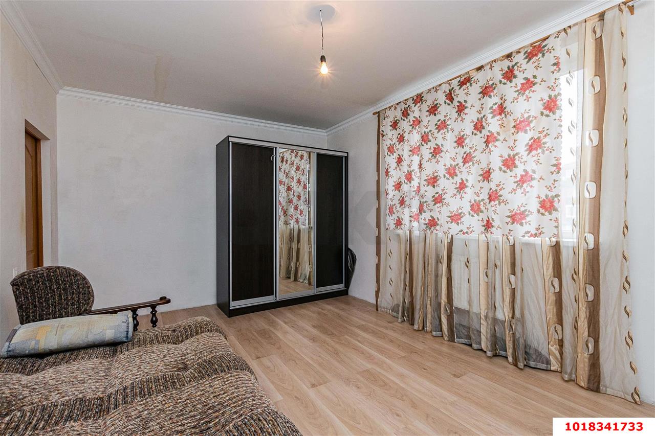 Фото №2: 2-комнатная квартира <span class="whitespace-nowrap">52 м²</span>, <span class="whitespace-nowrap">2/4 эт.</span> - Краснодар, Прикубанский внутригородской округ, Калинино, мкр. Завод Радиоизмерительных Приборов, ул. Алуштинская, 13