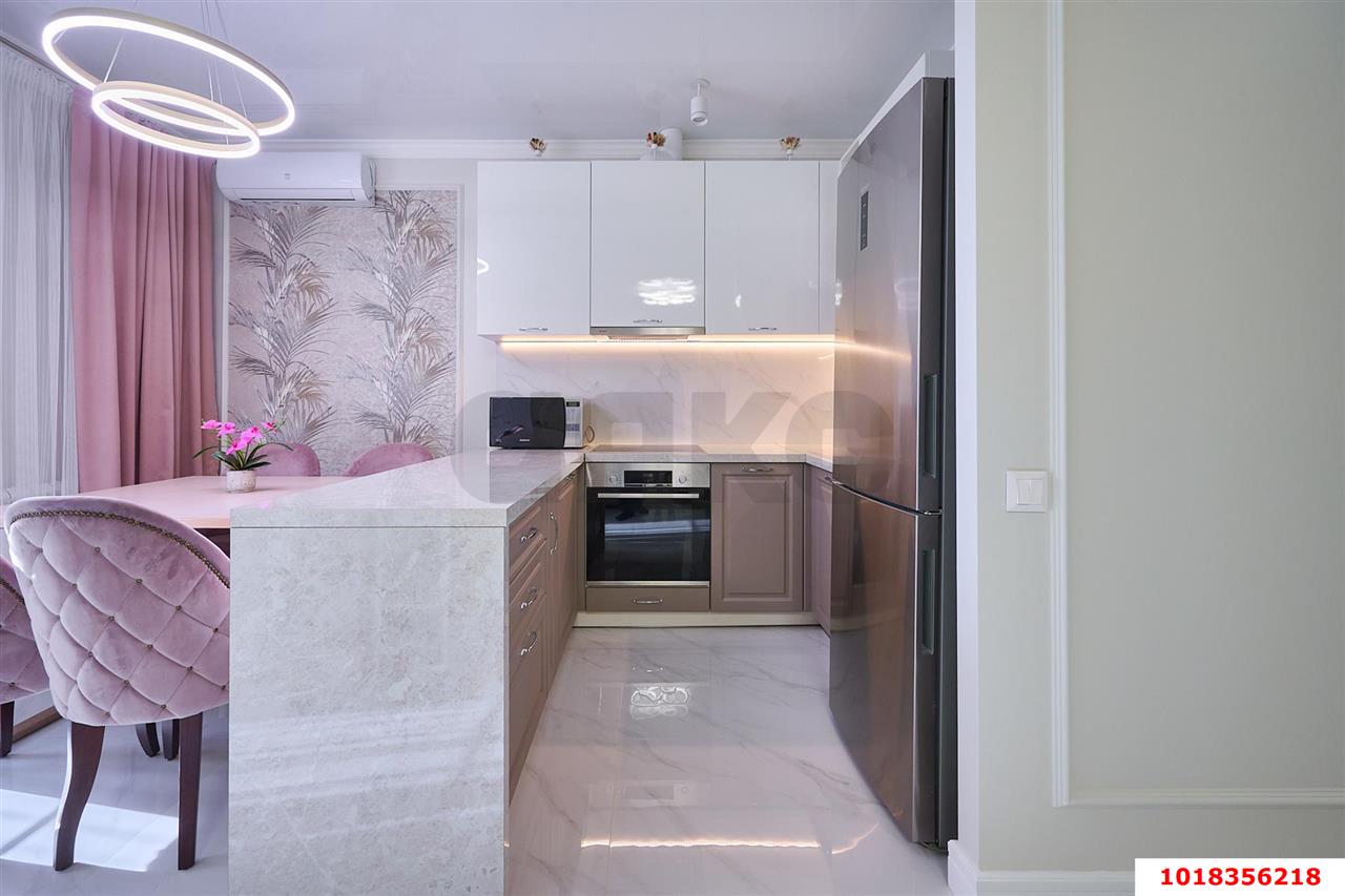 Фото №3: 1-комнатная квартира <span class="whitespace-nowrap">51 м²</span>, <span class="whitespace-nowrap">13/24 эт.</span> - Краснодар, Западный внутригородской округ, Фестивальный, мкр. ЖК Тургенев, ул. Дальняя, 8к1