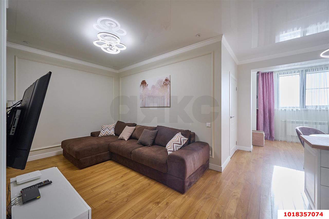 Фото №8: 1-комнатная квартира <span class="whitespace-nowrap">50 м²</span>, <span class="whitespace-nowrap">5/25 эт.</span> - Краснодар, Западный внутригородской округ, Фестивальный, мкр. ЖК Тургенев, ул. Дальняя, 8к1