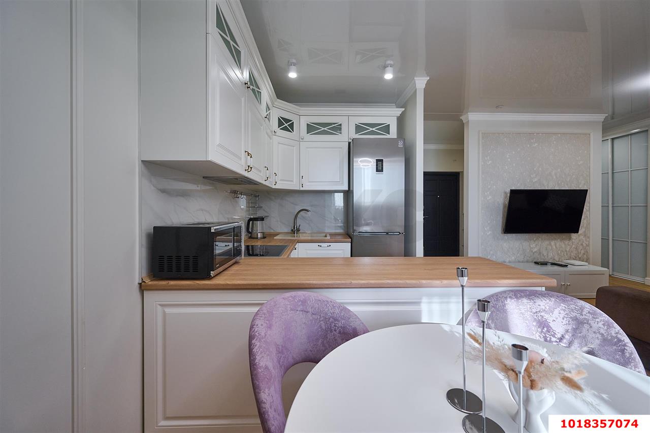 Фото №4: 1-комнатная квартира <span class="whitespace-nowrap">50 м²</span>, <span class="whitespace-nowrap">5/25 эт.</span> - Краснодар, Западный внутригородской округ, Фестивальный, мкр. ЖК Тургенев, ул. Дальняя, 8к1
