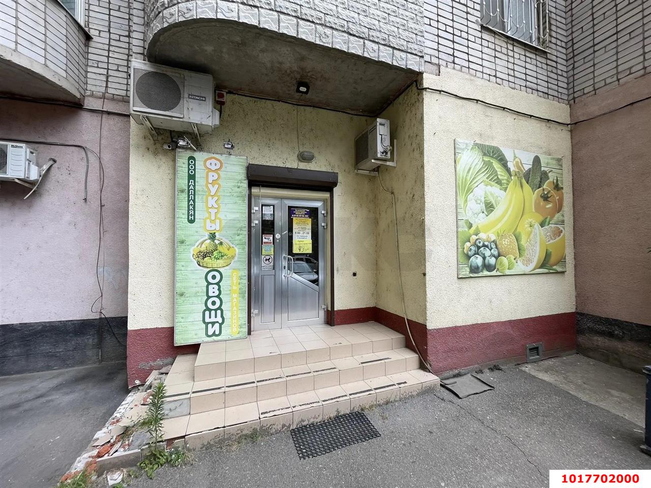 Фото №3: Торговое помещение <span class="whitespace-nowrap">399 м²</span>, <span class="whitespace-nowrap">1/15 эт.</span> - Краснодар, Западный внутригородской округ, мкр. Юбилейный, пр-кт Чекистов, 1