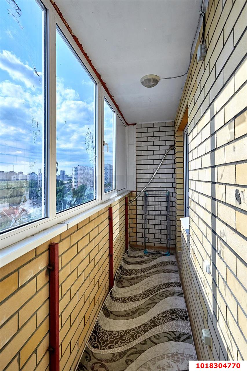 Фото №8: 1-комнатная квартира <span class="whitespace-nowrap">40 м²</span>, <span class="whitespace-nowrap">11/16 эт.</span> - Краснодар, Прикубанский внутригородской округ, 2-я Площадка, мкр. жилой комплекс Кремлёвские Ворота, ул. Кореновская, 2к3