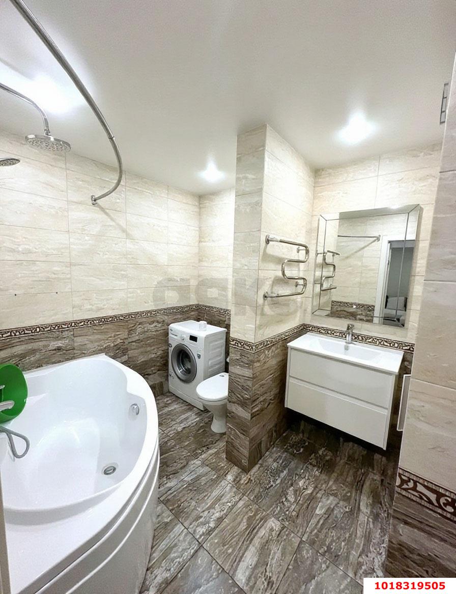 Фото №8: 2-комнатная квартира <span class="whitespace-nowrap">65 м²</span>, <span class="whitespace-nowrap">12/16 эт.</span> - Краснодар, Прикубанский внутригородской округ, мкр. Восточно-Кругликовский, ул. Героя А.А. Аверкиева, 10