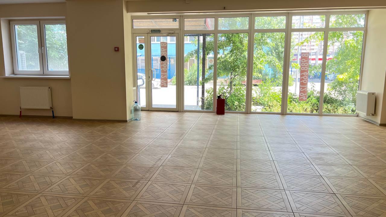 Фото №9: Коммерция 63 м² - Краснодар, Прикубанский внутригородской округ, ЖК Три Кита, имени Петра Метальникова, Завод Радиоизмерительных Приборов, мкр. жилой комплекс Три Кита, ул. Московская, 131к2