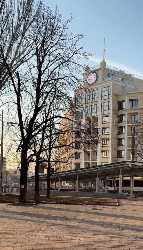 Фото №1: Коммерция 226 м² - Мариуполь, Центральный, пр-кт Ленина, 75Б