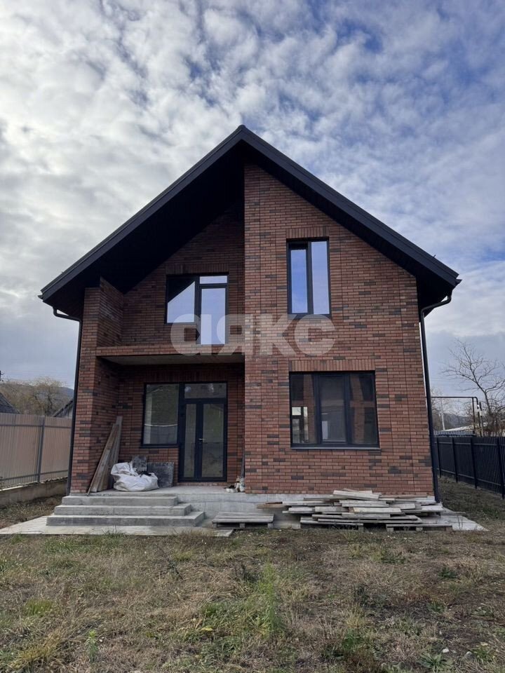 Фото №1: Дом 155 м² + 5 сот. - Горячий Ключ, Курортная Зона, мкр. Курортная Зона, ул. Берёзовая