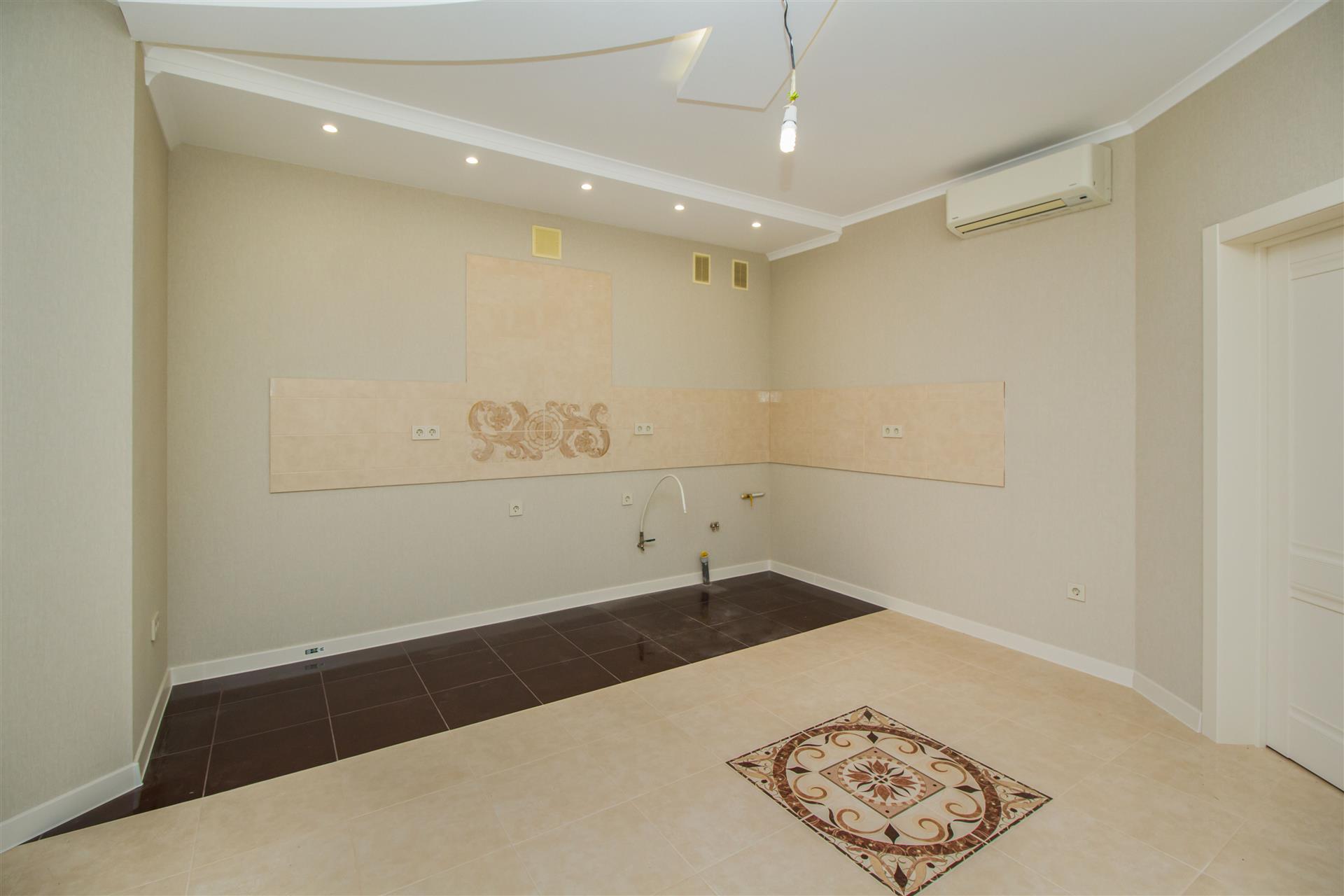 Фото №6: Дом 200 м² + 4 сот. - Краснодар, Завод Радиоизмерительных Приборов, Калинино, мкр. Прикубанский внутригородской округ, ул. Ивана Кожедуба, 46