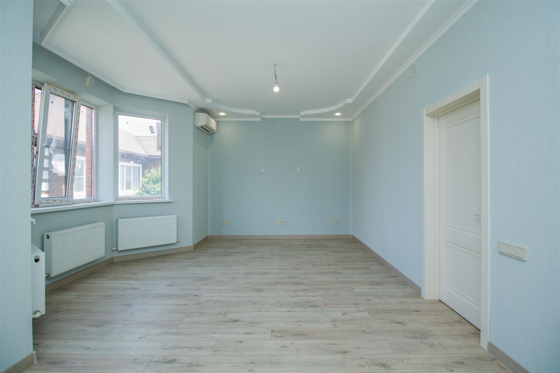 Фото №11: Дом 200 м² + 4 сот. - Краснодар, Завод Радиоизмерительных Приборов, Калинино, мкр. Прикубанский внутригородской округ, ул. Ивана Кожедуба, 46