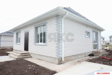 Фото №1: Дом 90 м² - Лазурный, мкр. Прикубанский внутригородской округ, ул. Льва Кассиля, 36