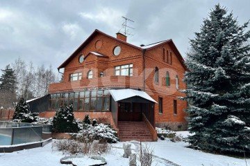 Фото №1: Дом 329 м² - Устиновка, мкр. КИЗ Устиновка, 37