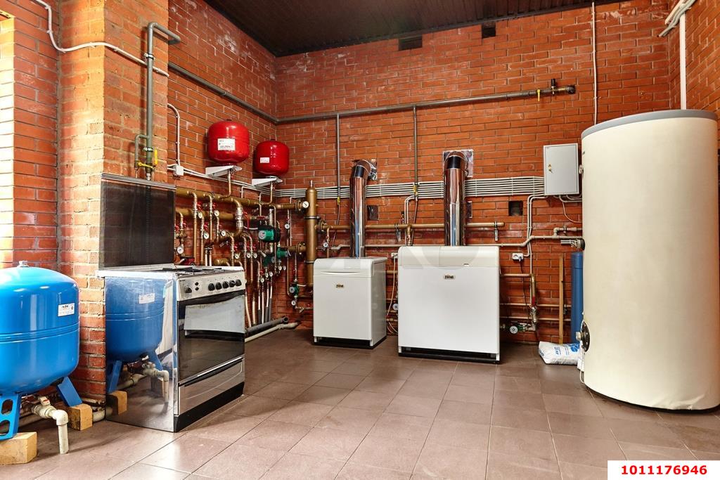 Фото №9: Дом 371 м² + 37.99 сот. - Карла Маркса, ул. Белевцы, 99