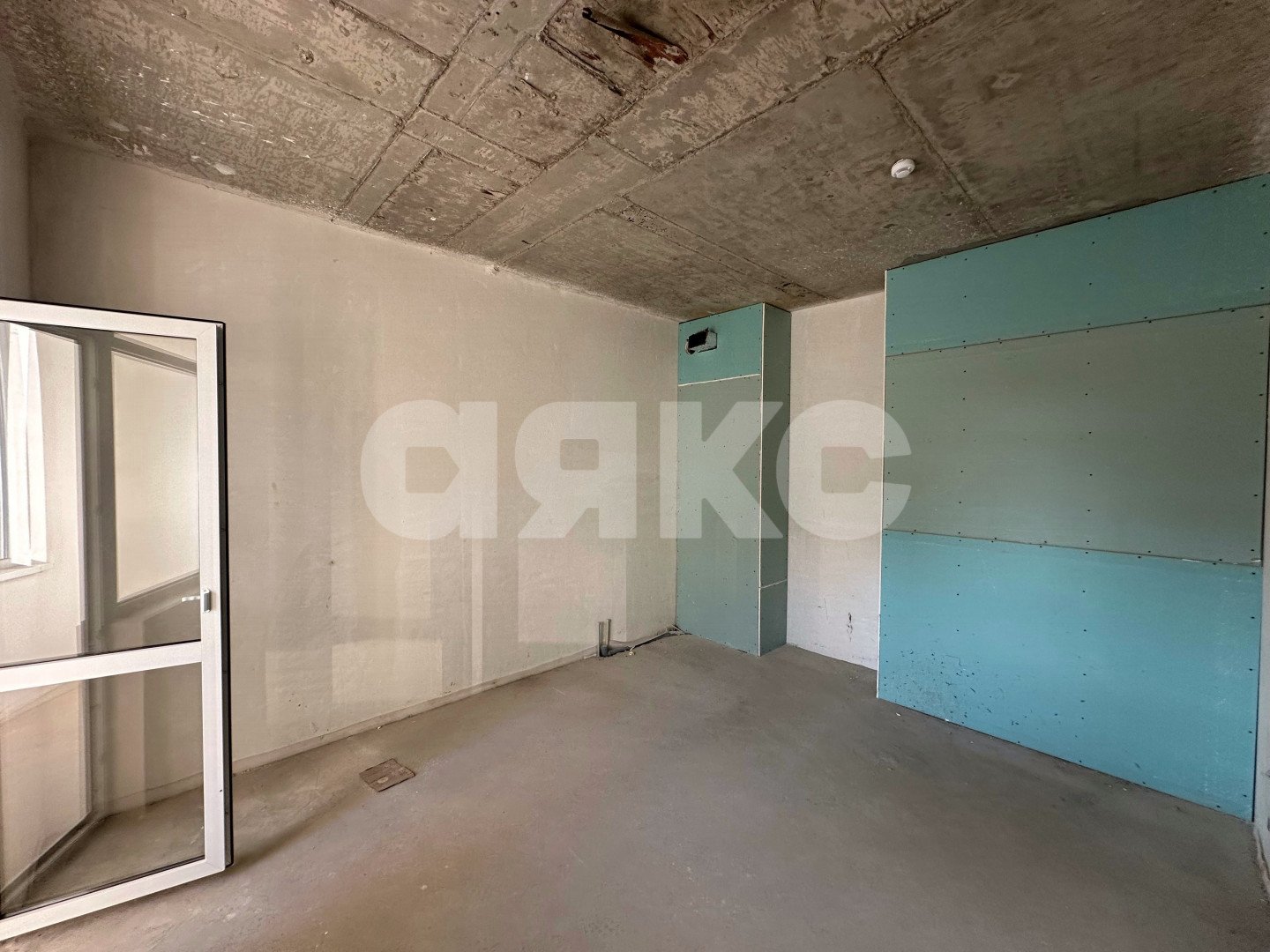 Фото №3: 2-комнатная квартира 52 м² - Симферополь, жилой комплекс Инжир, пр-кт Александра Суворова, 97