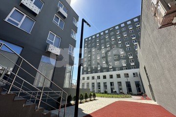 Фото №1: 2-комнатная квартира 52 м² - Симферополь, мкр. жилой комплекс Инжир, пр-кт Александра Суворова, 97