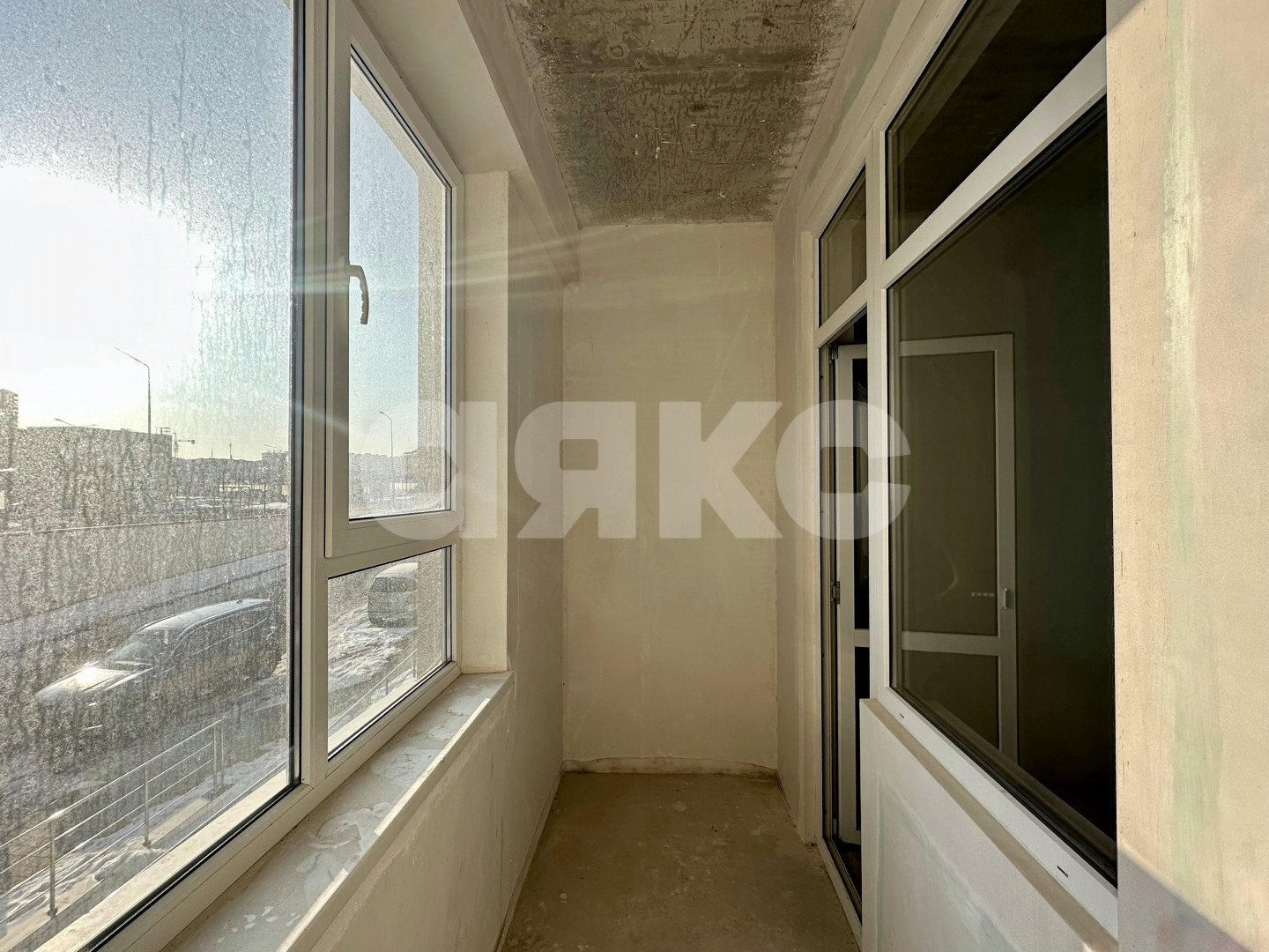 Фото №2: 2-комнатная квартира 52 м² - Симферополь, жилой комплекс Инжир, пр-кт Александра Суворова, 97