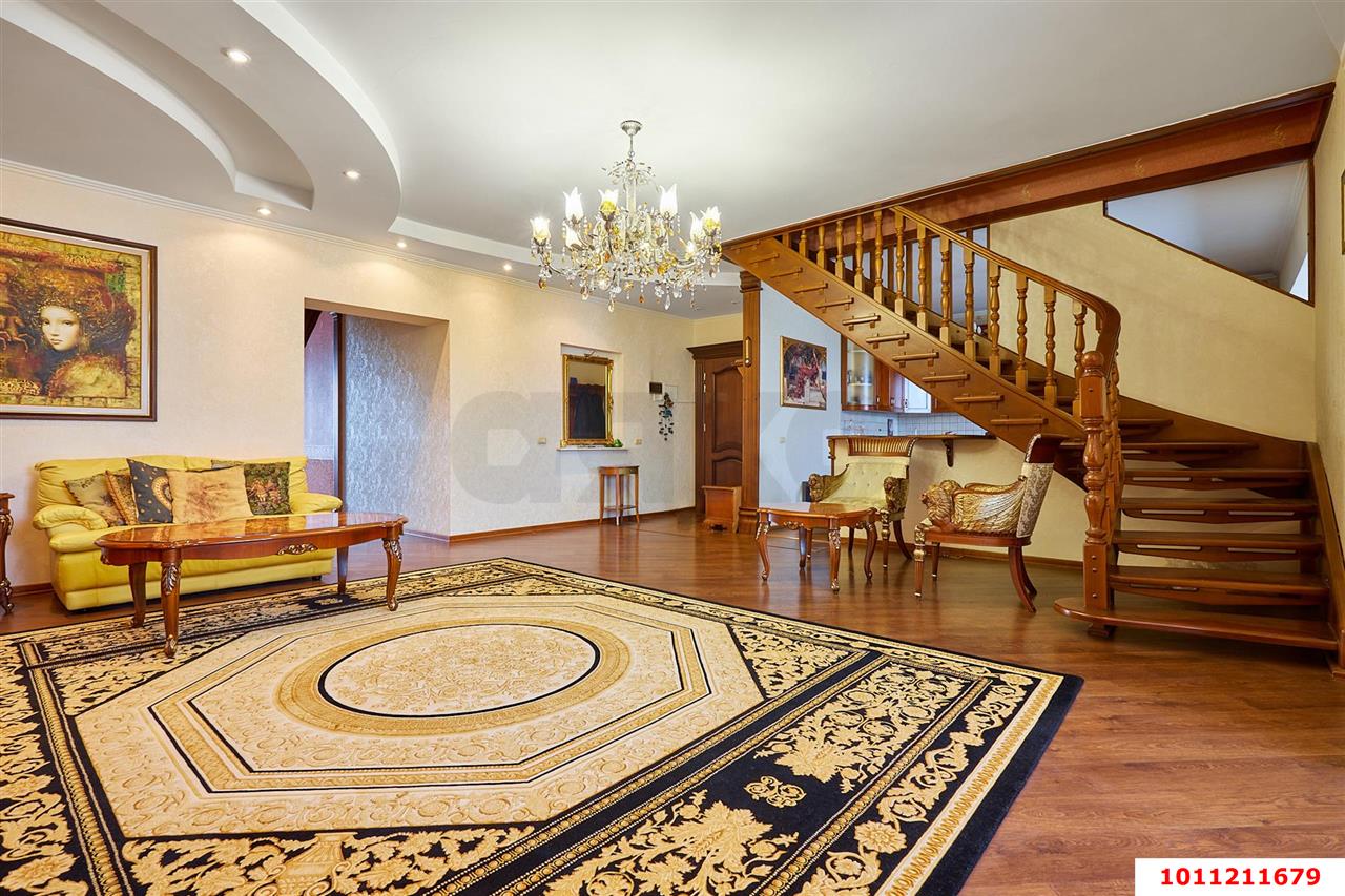 Фото №1: 5+-комнатная квартира 155 м² - Краснодар, Фестивальный, ул. Яна Полуяна, 17