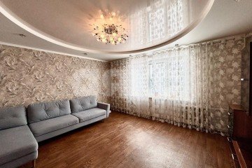 Фото №1: 3-комнатная квартира 65 м² - Нижнекамск, мкр. 27-й, пр-кт Мира, 28