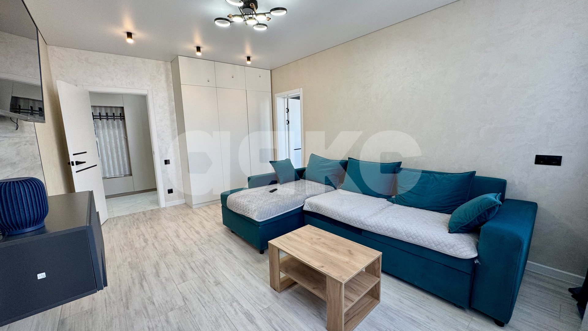 Фото №3: 2-комнатная квартира 55 м² - Симферополь, жилой комплекс Ваниль, пр-кт Александра Суворова, 101