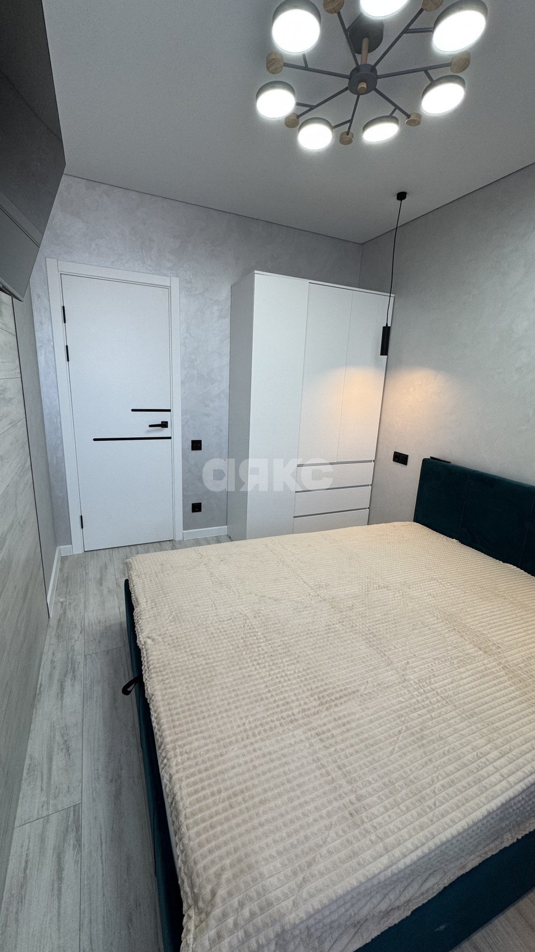 Фото №10: 2-комнатная квартира 55 м² - Симферополь, жилой комплекс Ваниль, пр-кт Александра Суворова, 101
