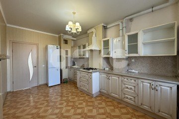 Фото №3: 2-комнатная квартира 66 м² - Горячий Ключ, мкр. Городская Больница, ул. Ярославского, 100Б