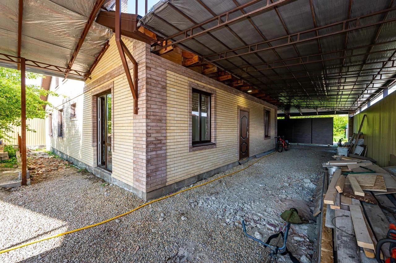 Фото №2: Дом 227 м² + 8.07 сот. - СНТ Победитель, мкр. Прикубанский внутригородской округ, ул. Невского, 87