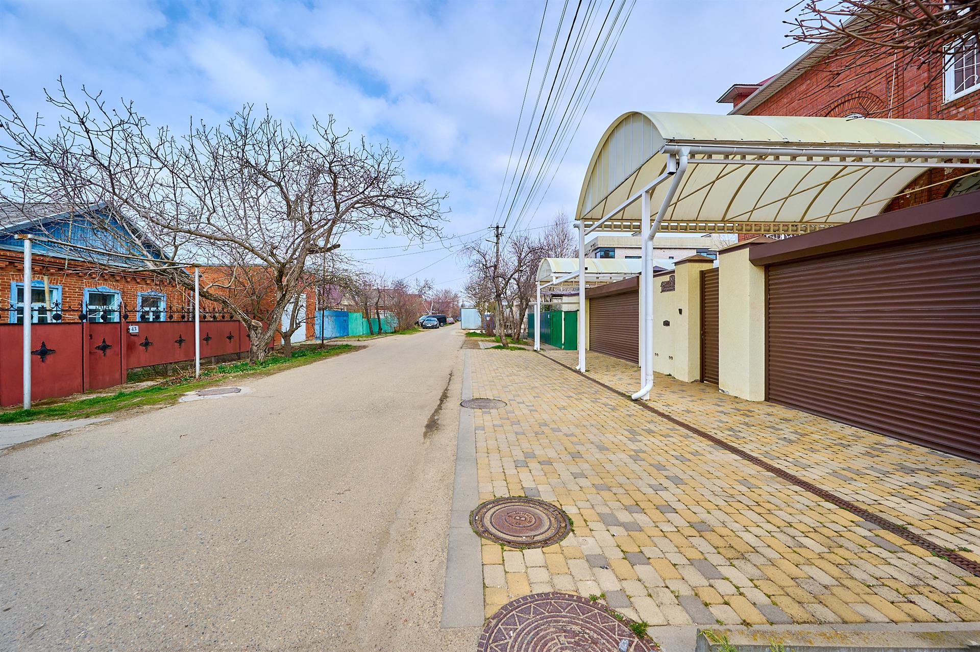 Фото №1: Дом 508 м² + 5 сот. - Краснодар, ул. Тахтамукайская, 55