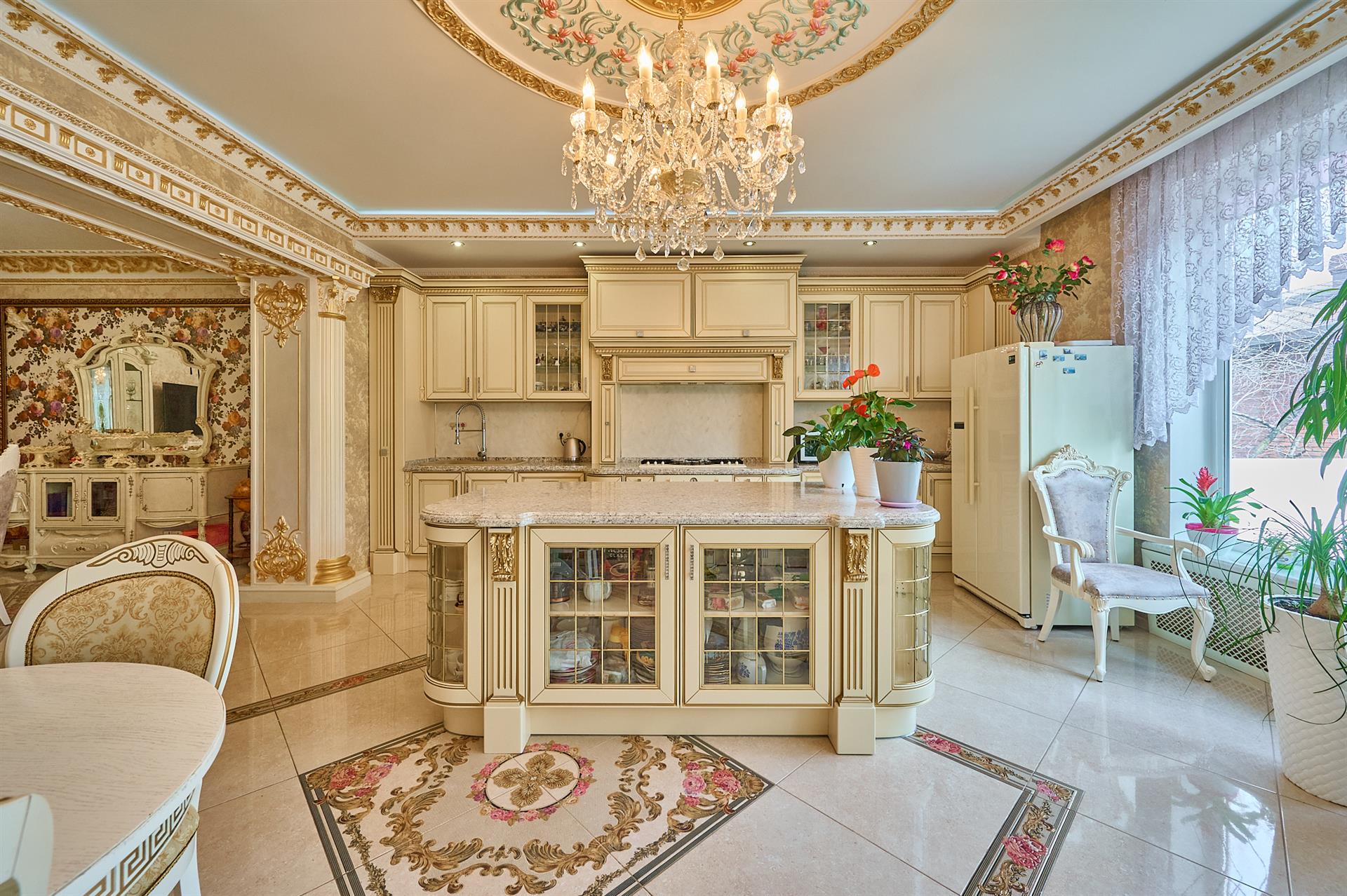 Фото №8: Дом 508 м² + 5 сот. - Краснодар, ул. Тахтамукайская, 55