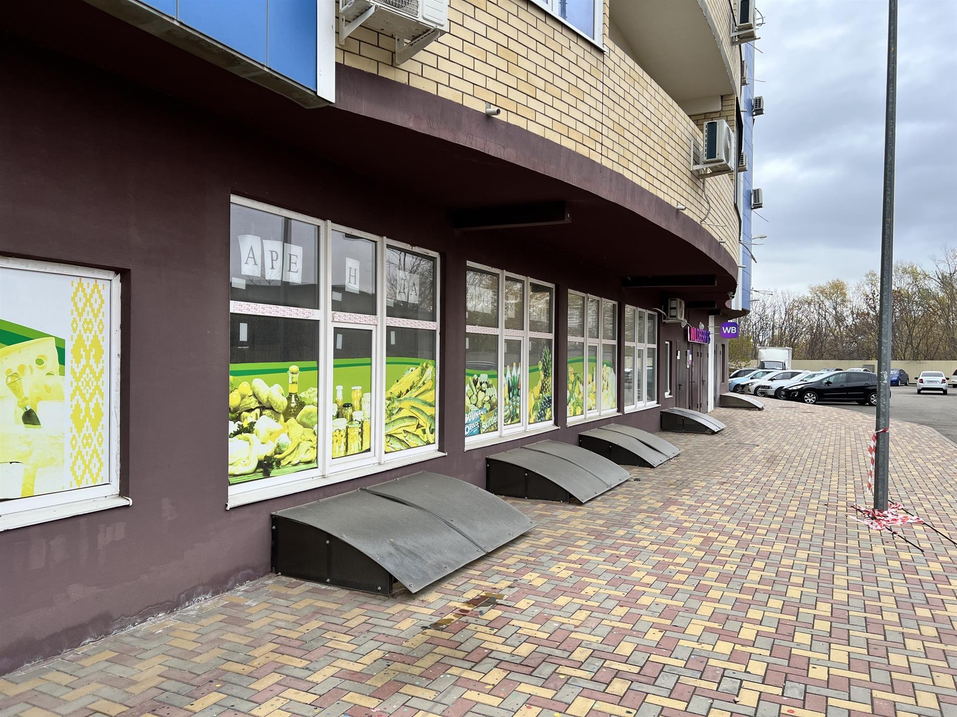 Фото №15: Коммерция 210 м² - Краснодар, Центральный внутригородской округ, Дубинка, жилой комплекс Радонеж, мкр. Черёмушки, ул. Вишняковой, 1/23к2