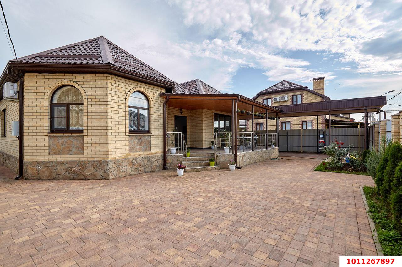 Фото №1: Дом 142 м² + 8 сот. - Ленина, Карасунский внутригородской округ, мкр. территория ДНТ Виктория, ул. Кубанская, 33/1