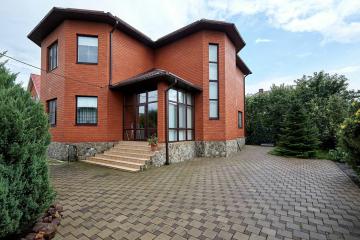 Фото №1: Дом 217 м² - Краснодар, мкр. Северный, ул. Вячеслава Ткачёва, 100