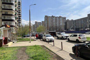 Фото №2: Торговое помещение 114 м² - Краснодар, мкр. жилой комплекс Возрождение, ул. имени 40-летия Победы, 125