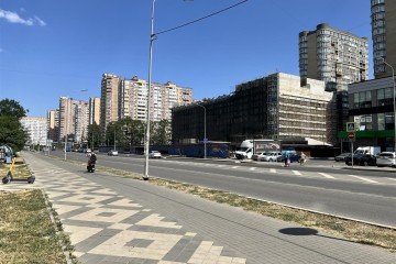Фото №4: Торговое помещение 114 м² - Краснодар, мкр. жилой комплекс Возрождение, ул. имени 40-летия Победы, 129