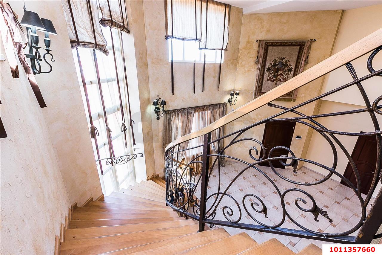 Фото №10: Дом 327 м² + 8.7 сот. - Краснодар, Карасунский внутригородской округ, ж/м Пашковский, ул. Д.А. Серёгина, 60