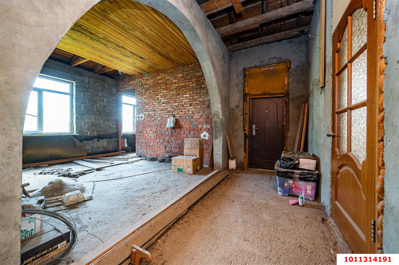 Фото №12: Дом 214 м² + 4.2 сот. - Краснодар, Прикубанский внутригородской округ, мкр. Славянский, ул. имени Толбухина