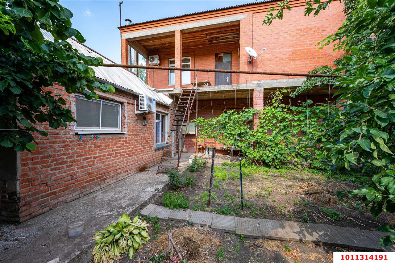 Фото №2: Дом 214 м² + 4.2 сот. - Краснодар, Прикубанский внутригородской округ, мкр. Славянский, ул. имени Толбухина